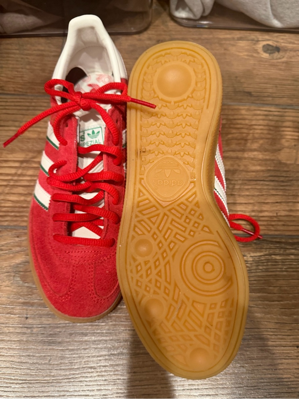 adidas red suede spezials